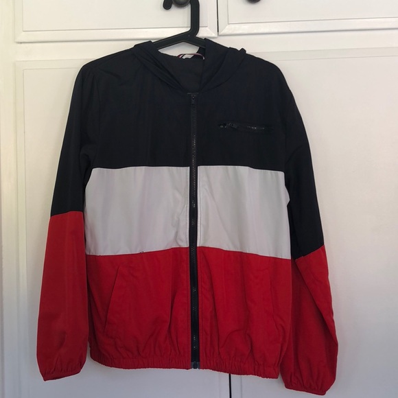 Brandy Melville Jackets & Blazers - Brandy Melville windbreaker